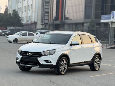 Lada Vesta SW Cross nissan 1,6 avtomat