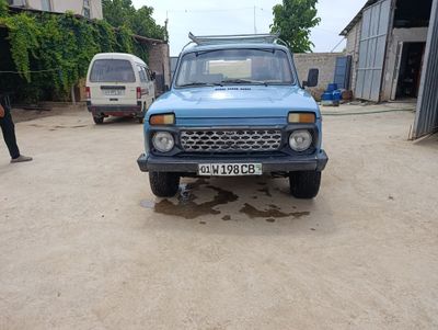 Нива сотилади 4х4