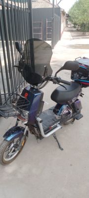Elektro skuter 72