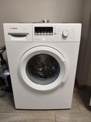 Продается стиральня машинка Bosch