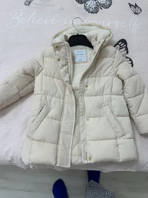 Продается куртка на девочку