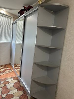 Продается прихожка шкаф