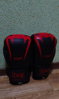 Боксерские перчатки Venum [venum pro boxing]
