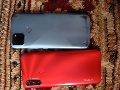 realme qiz rangli, realme koʻk rangli
