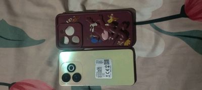 infinix smart 8. holati alo ayol kishi ishlatgan