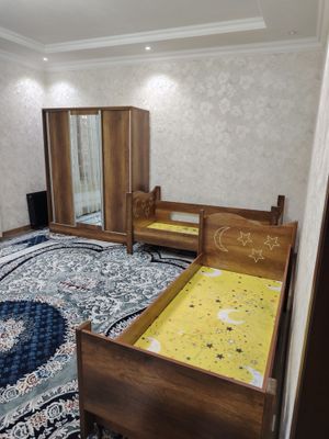 Детский шкаф ва 2 та кровать