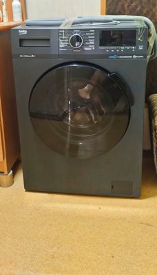 Стиральная машина Beko SteamCure WSPE6H616W