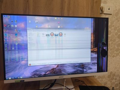 Msi igravoy 27 monitor sotiladi,ekran singan