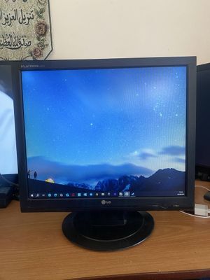 монитор 19 дюймовый LG 60hz