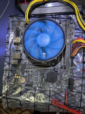 i3 12100 + msi PRO H610M-E + 32 GB DDR4 + Lexar M2 256GB + 600W