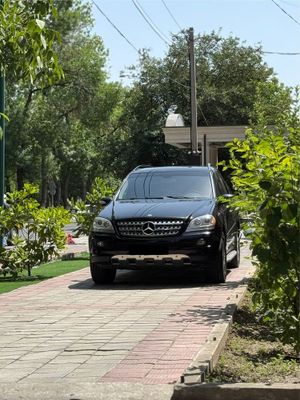 Mercedes Benz ML350 W164