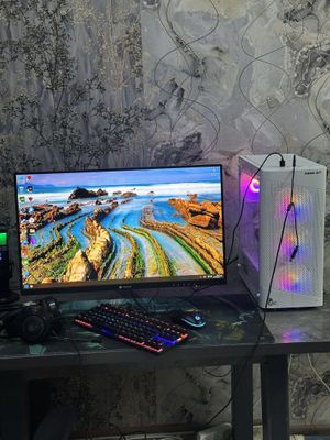 Игровой компьютер сотилади