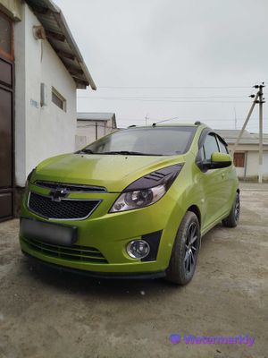 Chevrolet Spark 2015