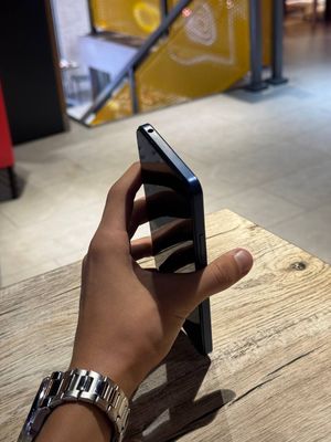 telefon sirochna sotiladi yengi ishlatilinmagan
