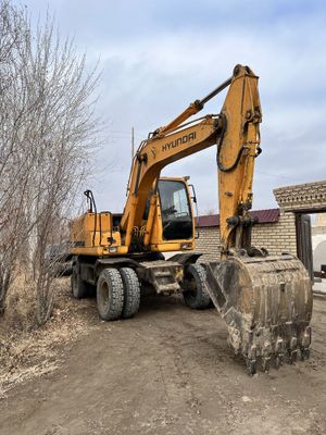 Hyundai 1400 srochna sotiladi 2007chi yil holati alo ishga tayyor.