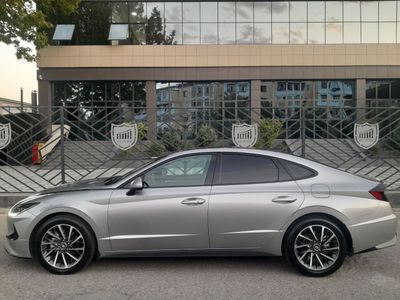 Hyundai sanata Full
