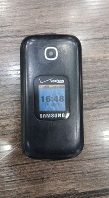 Samsung gusto 3 CDMA srochna sotiladi narxini kelishamiz