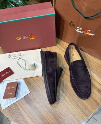 Оригинал Loro Piana Summer Walk 44 (новые)