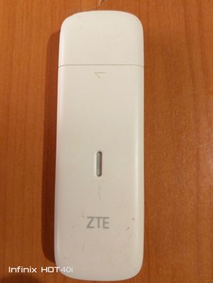 Мини wifi роутер LTE USB modem ZTE mf823d