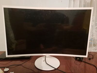 Samsung kampyutor monitori