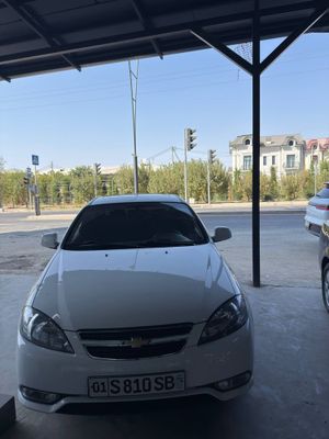 jentra 2018 . aftamat sotiladi