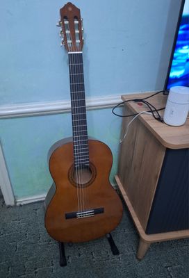 Гитара Yamaha C40