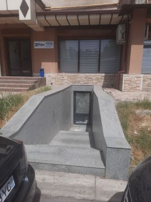 Сдаётся в аренду полуподвальное помещение, в целом или по частям
