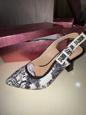 Christian dior tufli