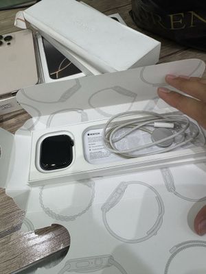 Apple Iwatch 10 46mm 100% ideal