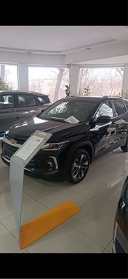Qora tracker premier plus 2025 bez probeg sotiladi