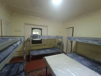 Kvartira qoʻyaman faqat ustidentlani