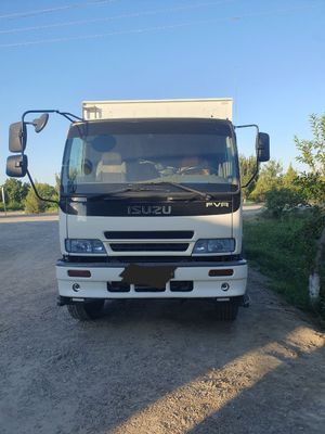 Isuzu 10 tonnalik