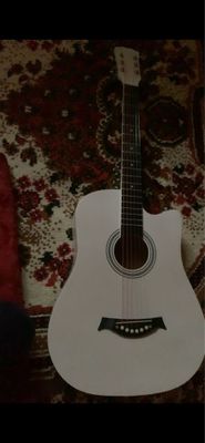 Gitara holati yangi