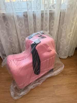 Детские чемоданы качество отличное новые