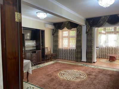 Аренда квартира в центре города Яккасарайский район