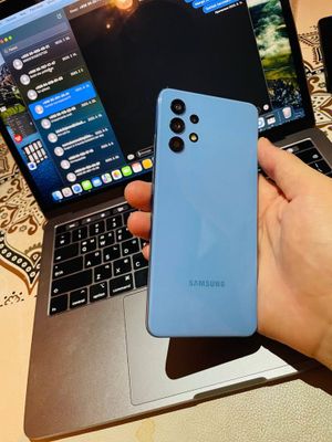 Samsung A32 ideal holatda srochna sotiladi