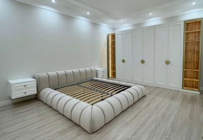 Мягкая шикарная кровать