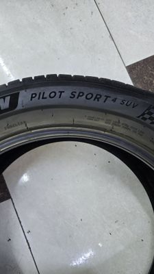 255/50/R19 Michelin pilot sport ⁴