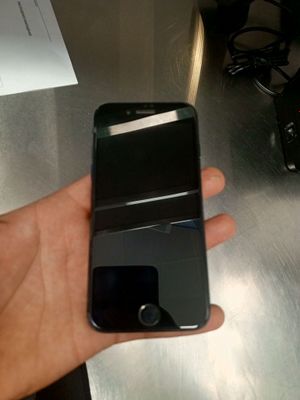 iphone 7 sotiladi