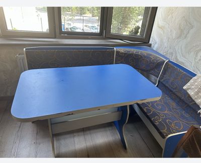 Кухонный уголок