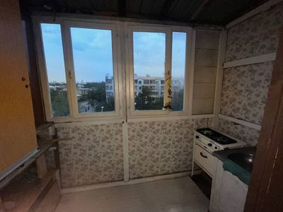 Даю квартиру в аренду 1 комнотную сделана 2-х комнотных