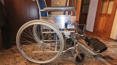 Коляска инвалидная