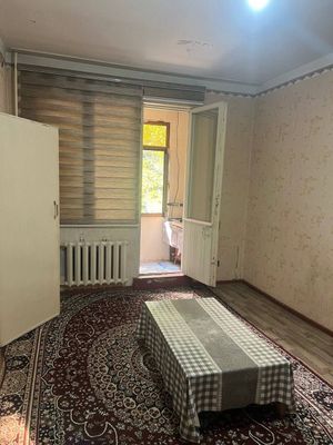 продаётся Чиланзар 8кв 2/2/4