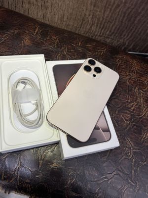 Продам iPhone 16 pro max 256 gb bat 100% 152 sk