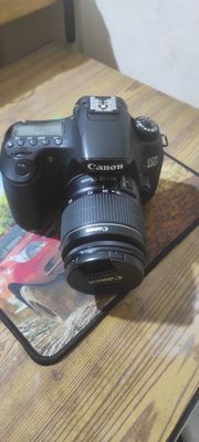 Срочно сотаман CANON 60D идеал кам ишлаган