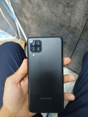 Samsung Galaxy m12