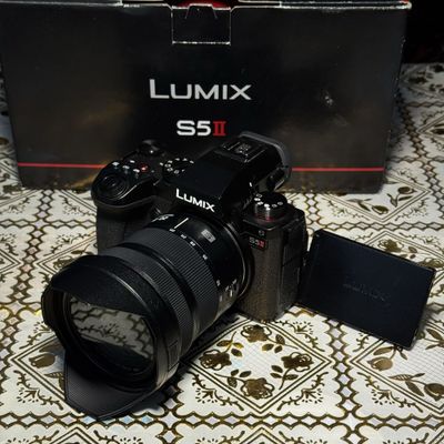 Lumix s5 mark 2 s5 20-60mm