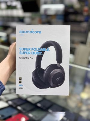 Soundcore Space One Pro