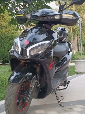 Skuter biklend 150m3