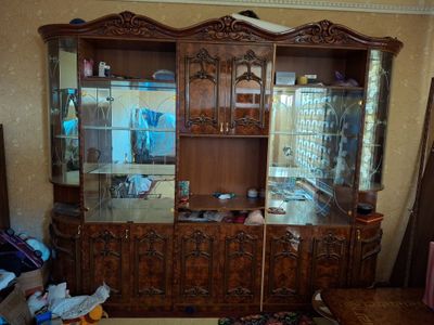 Продам мебель стенку